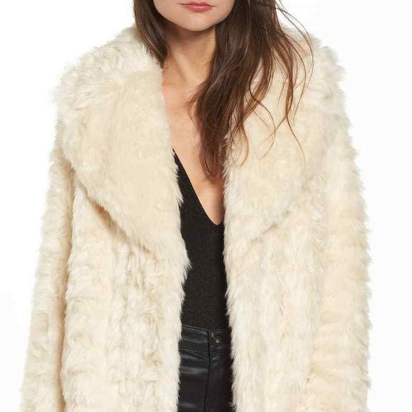 Kendall & Kylie Faux Fur Shawl Collar Coat Ivory - Picture 3 of 8